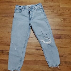 Abercrombie and Fitch size 27